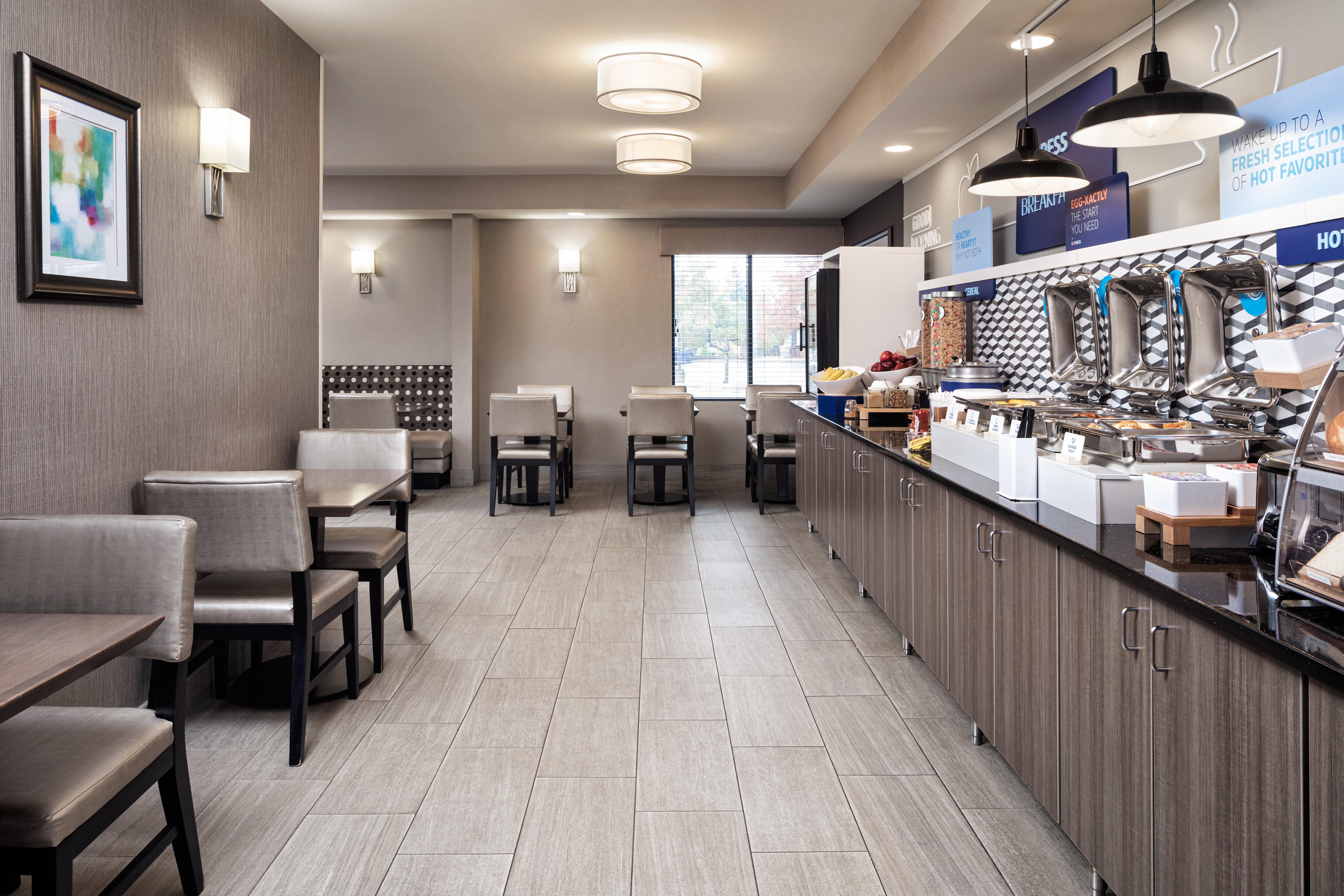 Holiday Inn Express Hotel & Suites Minneapolis - Minnetonka By Ihg Eksteriør bilde