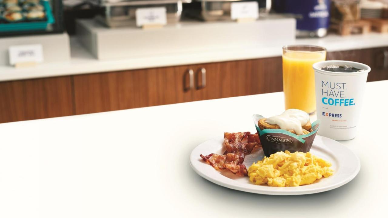 Holiday Inn Express Hotel & Suites Minneapolis - Minnetonka By Ihg Eksteriør bilde